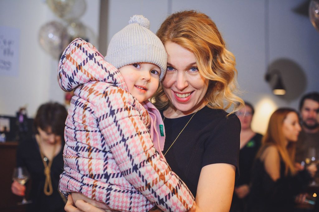 Yuliya-Savostina motherhood